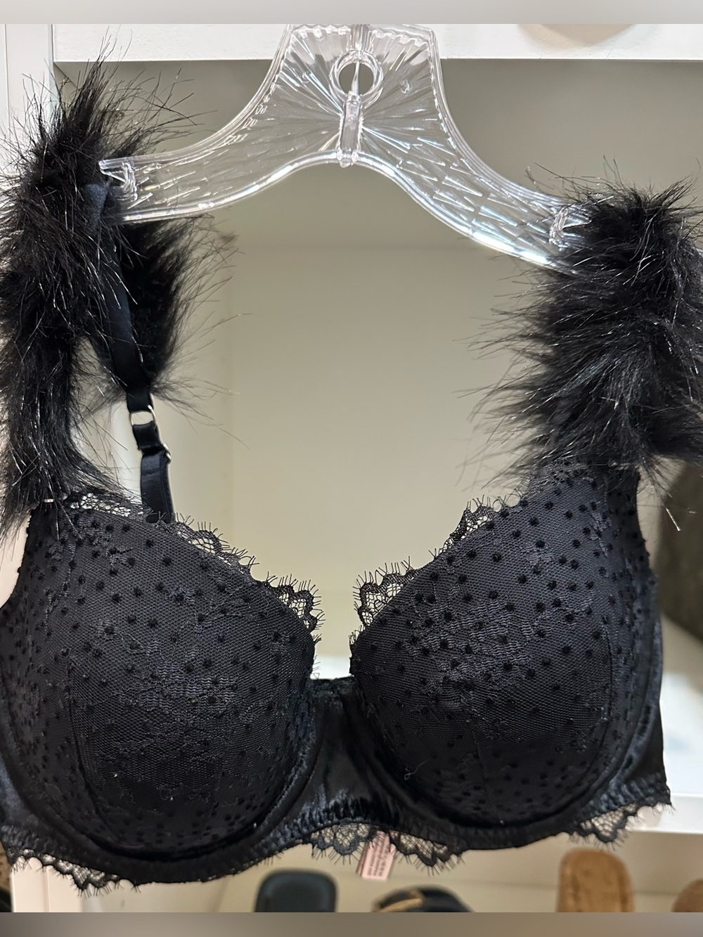 NWOT Victoria’s Secret Black Bra with Fur detail size 34DD